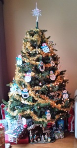 Christmas tree with snow men