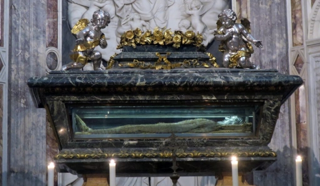 This glass casket holds the body of Rainerius, patron saint of Pisa.