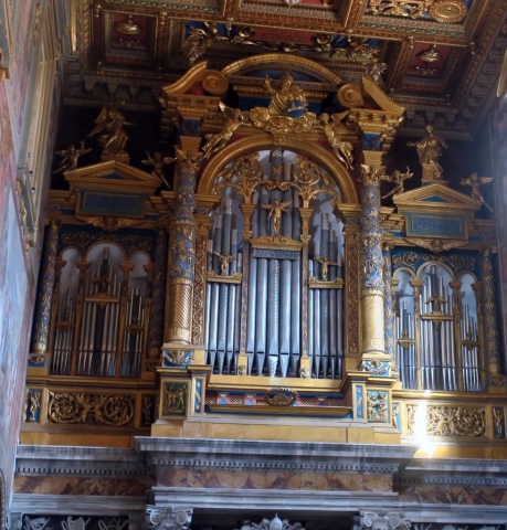 This organ dates to the 1500s. It woll rock you, even if you are outside the building.